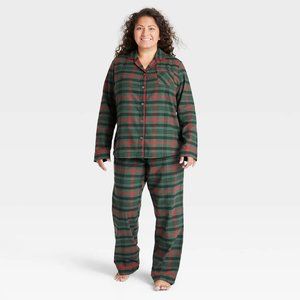 New! Hearth & Hand Red & Green Plaid Holiday Pajama 2PC Set